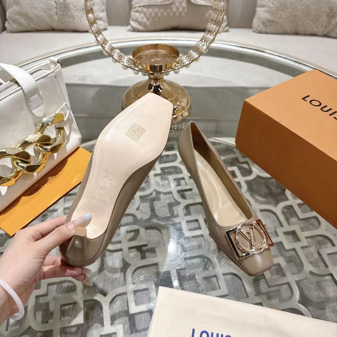 Women's high heels